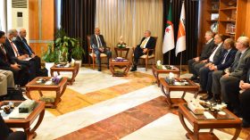 وفد موريتاني رفيع المستوى يزور الجزائر للاطلاع على خبرات سوناطراك