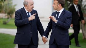 من الصعب استعادة العلاقات مع الجزائر قبل مغادرة ماكرون