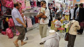 جزائريون “يقدمون” العيد على رمضان!