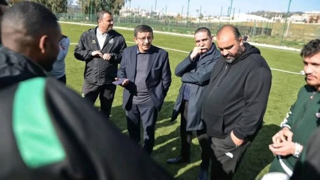 “أعذروني ليست لديّ أي فكرة لا عن الاستقدامات ولا عن المسرّحين”