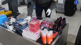 أفراد الجمارك بمطار هواري بومدين يتمكنون من إحباط محاولة تمرير كمية معتبرة من السلع ذات الصبغة التجارية