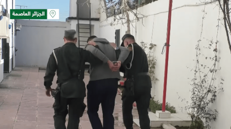 الدرك الوطني يطيح بعصابة الاحتيال عن طريق الإعلانات الكاذبة على “واد كنيس” (فيديو)