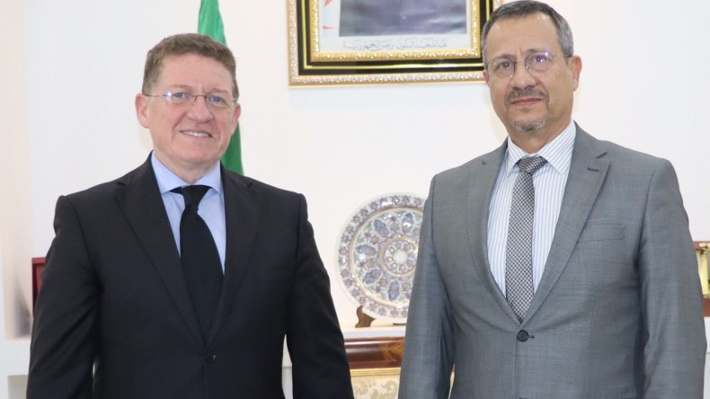 الأشغال العمومية.. شركات أمريكية مهتمة بالاستثمار في الجزائر