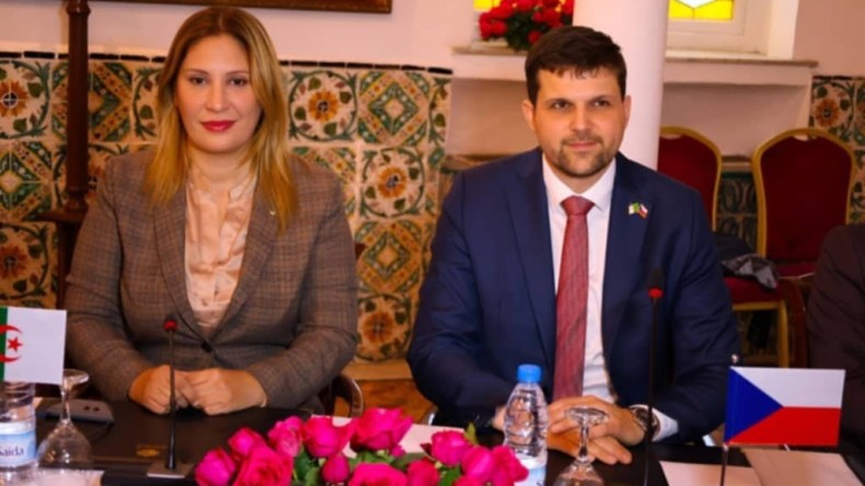 منتدى أعمال جزائري تشيكي بإرادة قوية للتعاون الثنائي