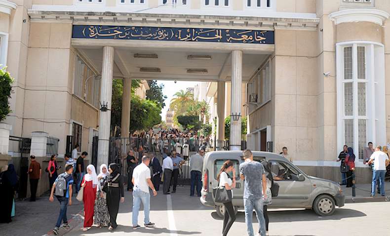 Le président Tebboune donne son accord de principe pour l’augmentation de la bourse des étudiants