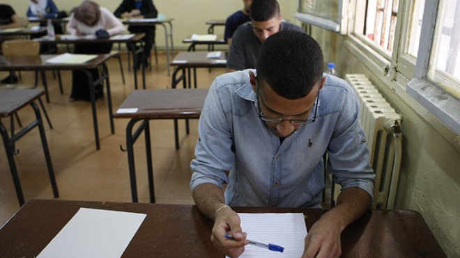 البطاقة التركيبية أحسن حل لإبقاء تلاميذ البكالوريا في أقسامهم
