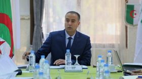 رئيس اتحاد الكرة يُهنّئ حدادي