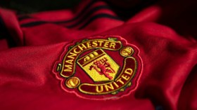 تسريح نحو 200 عامل وغلق مطعم نادي مانشستر يونايتد