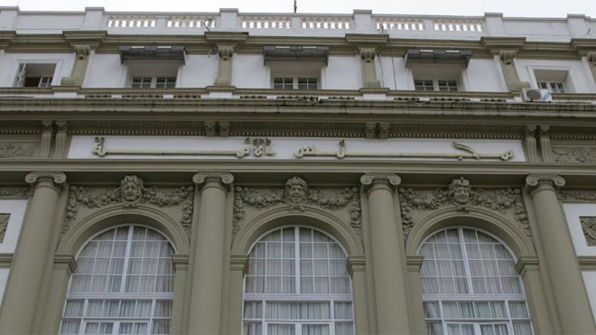 إلغاء شرط العهدة الكاملة لمترشحي التجديد بمجلس الأمة!