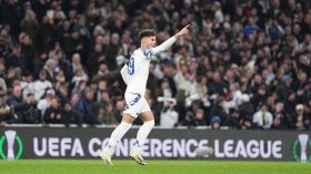 بِالفيديو: شياخة يُسجّل ويتعرّف على منافسه الأوروبي