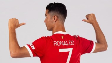 Selon Cristiano Ronaldo, “le meilleur joueur de l’histoire du foot c’est….?”