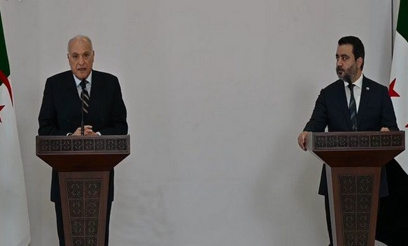 L’Algérie disposée à se tenir aux côtés de la Syrie en cette étape charnière de son histoire