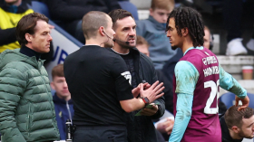 التونسي المجبري يتعرض لإساءات عنصرية في الدوري الإنجليزي