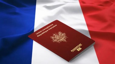 La nationalité française ne sera-t-elle plus attribuée automatiquement aux étrangers?