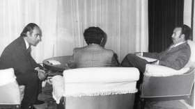 ماذا وراء العبث بالتاريخ ؟