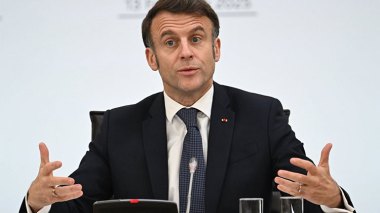 Macron takes France into the arena of slaughtered roosters