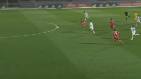 بالفيديو… موهبة ريال مدريد يخطف الأنظار بانطلاقة صاروخية وهدف رائع