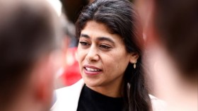 لماذا منع الاحتلال عضوة بالبرلمان الأوروبي من الدخول إلى تل أبيب؟