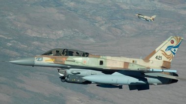 L’aviation israélienne mène des raids sur l’est et le sud du Liban et survole Beyrouth