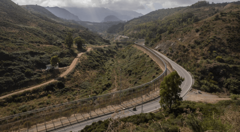 Un tunnel à Ceuta utilisé pour faire passer de la drogue en provenance du Maroc
