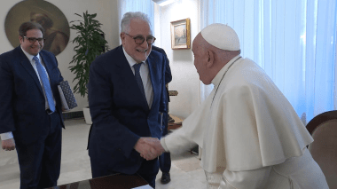 Chems-eddine Hafiz reçu par le pape François