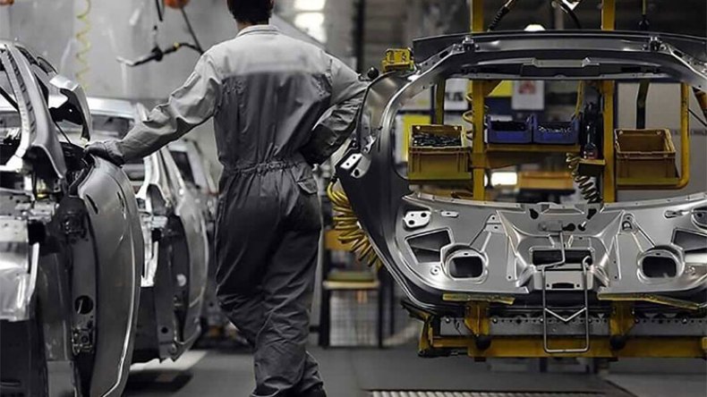 بداية المرحلة الثانية لضبط استراتيجية صناعة قطع الغيار والسيارات