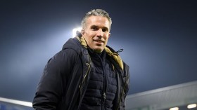 فان بيرسي يدعم لاعبيه الصائمين في رمضان