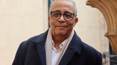 L’écrivain Yasmina Khadra remercie le président Tebboune pour ses félicitations