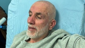 حالتهم الصحية صعبة”.. نقل 7 أسرى فلسطينيين مفرج عنهم إلى المستشفيات