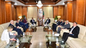 عرقاب يبحث الشراكة والتعاون مع نظيره من البوسنة والهرسك