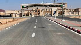 رخروخ في موريتانيا لتفقد مشروع الطريق الرابط بين تندوف والزويرات