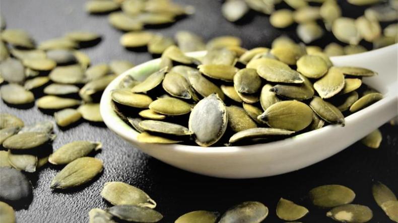 8 فوائد مذهلة لبذور اليقطين للنساء