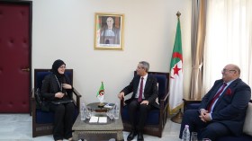 بللو يستقبل المخترعة الجزائرية رونق رحماني الفائزة في مسابقة دولية بالكويت