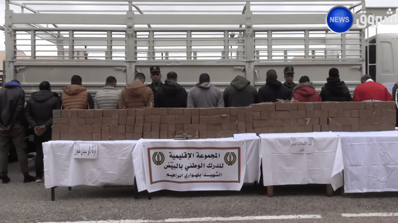 شاهد.. توقيف 13 شخصا وحجز أزيد من 4 قناطير من الكيف المعالج