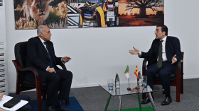 عطاف يبحث مع ألباريس سبل إعطاء دفع للعلاقات الجزائرية-الإسبانية