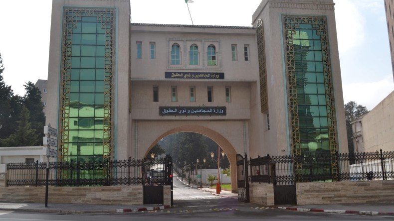 رسميا.. رفع قيمة منح المجاهدين وذوي الحقوق