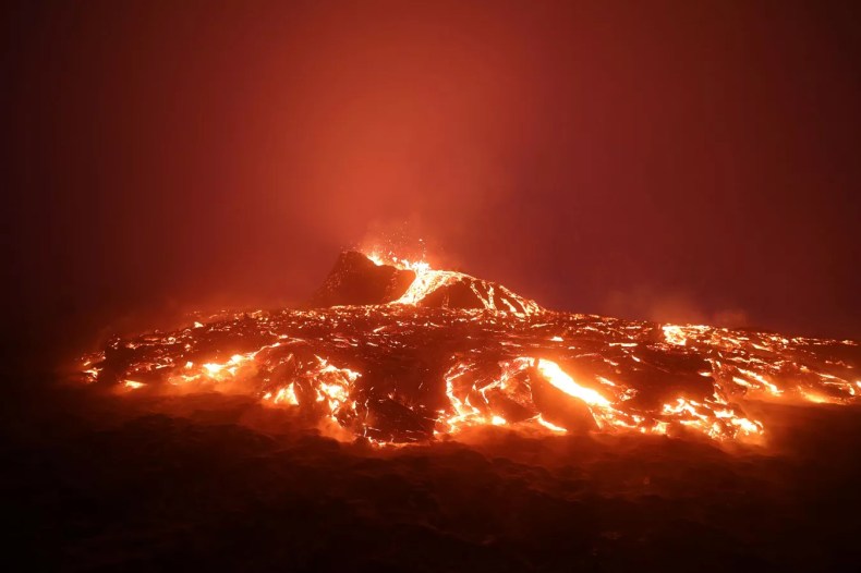 Un volcan entre en éruption à l’est de la RDC