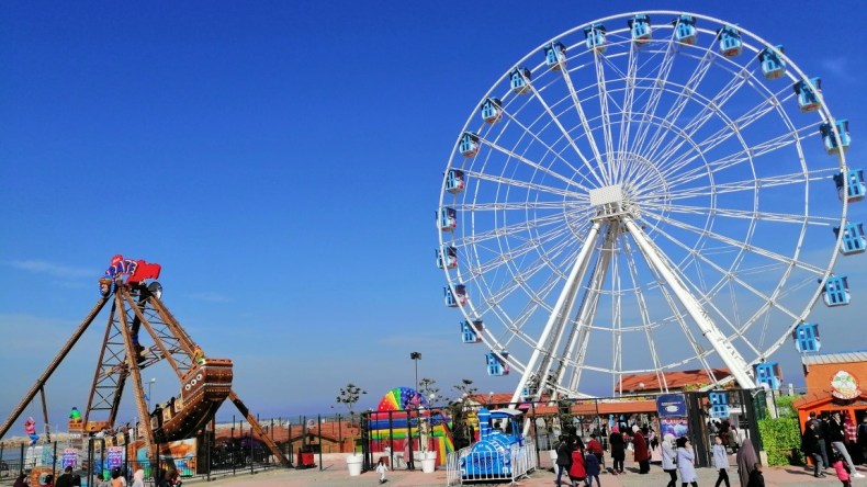 ولاية الجزائر تُعلن فتح جميع منتزهات التسلية والترفيه يومي عيد الفطر المبارك