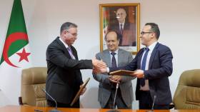 صناعة: توقيع اتفاقيات بين شركة الاستثمار للفندقة و 06 مجمعات صناعية