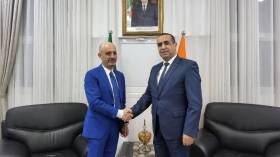 مباحثات جزائرية أمريكية لتطوير الصناعة الكهربائية في الجزائر