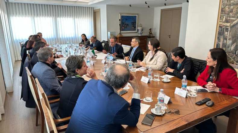 ركاش يستعرض في اسبانيا فرص الاستثمار بالجزائر