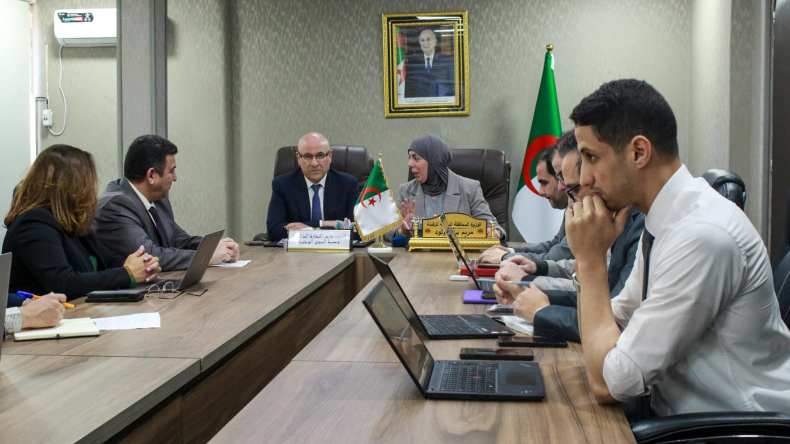 ملف رقمنة قطاع التجارة الداخلية على طاولة زيتوني وبن مولود