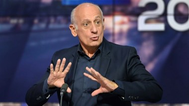 Après ses propos sur les crimes français en Algérie, Jean-Michel Aphatie claque la porte du RTL