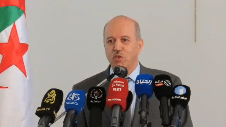وزير الصحة يدعو لتوجيه الاستهلاك الغذائي