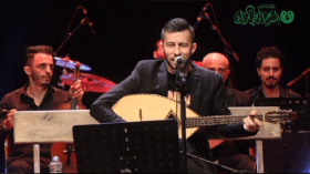 الفنّان كريم بوراس يمتع جمهوره في عرض “ولد الطير”