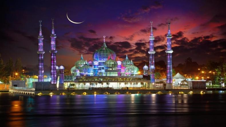 رسميا.. هذه الدولة تُعلن الاثنين أول أيام عيد الفطر