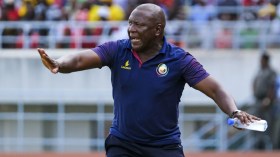 المدرب كوندي يُراهن على الفوز على الجزائر لتحقيق حلم الشعب الموزمبيقي