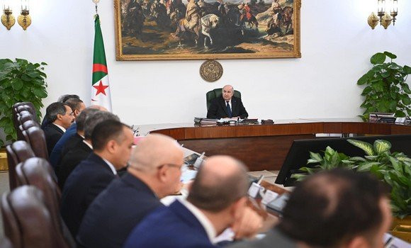 Aïd El-Adha: Le Président de la République ordonne le lancement d’une consultation internationale pour l’importation d’un million de moutons