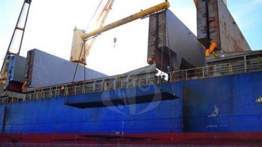 Oran: exportation de 30.000 tonnes de plaques d’acier vers l’Italie