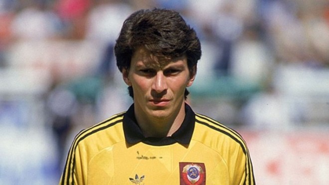 الرّجل الذي أسلم ثم راح يلتفت يمينا وشمالا خوفا من..